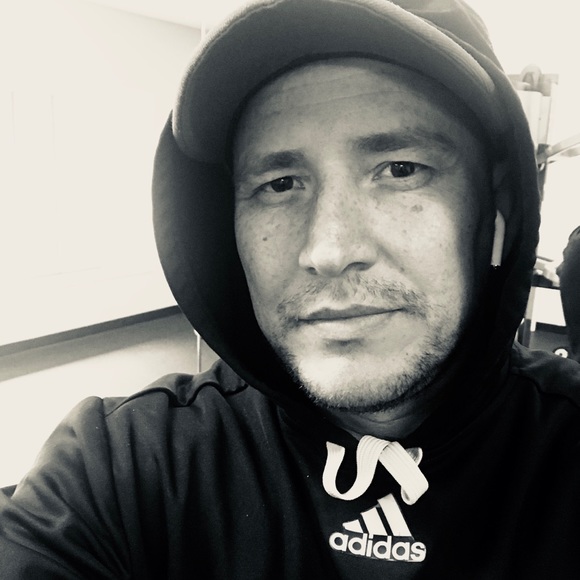 Meet your Posher, Leo - Picture 1 of 1